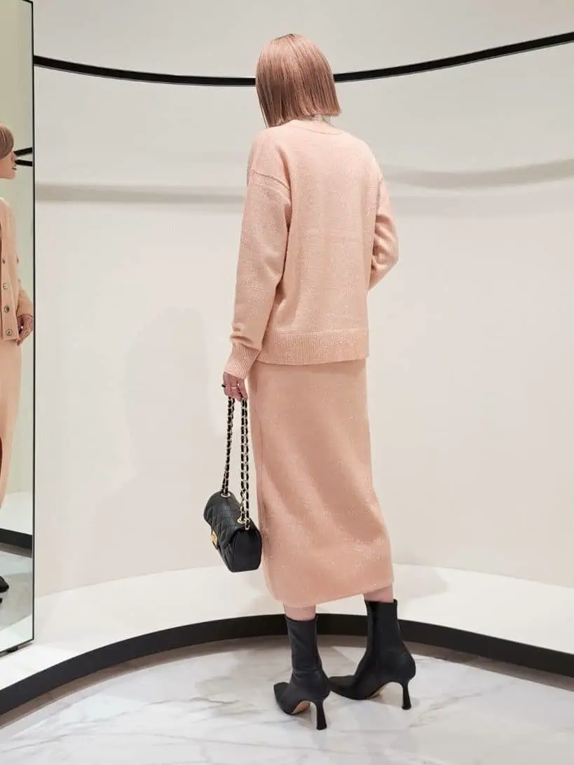 GRACE CONTINENTAL 今野　志保 コーディネート画像