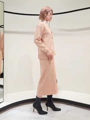 GRACE CONTINENTAL 今野　志保 コーディネート画像