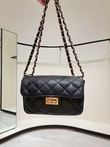 GRACE CONTINENTAL 今野　志保 コーディネート画像