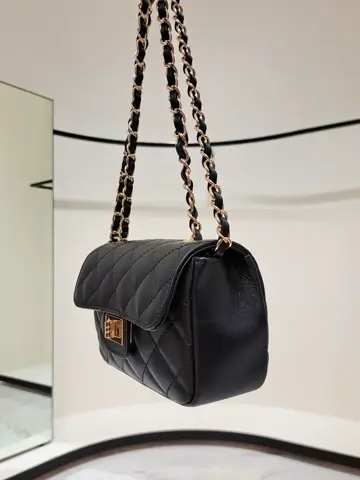 GRACE CONTINENTAL 今野　志保 コーディネート画像