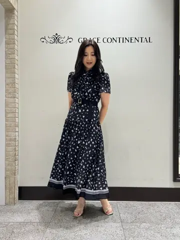 GRACE CONTINENTAL MOMOKO コーディネート画像