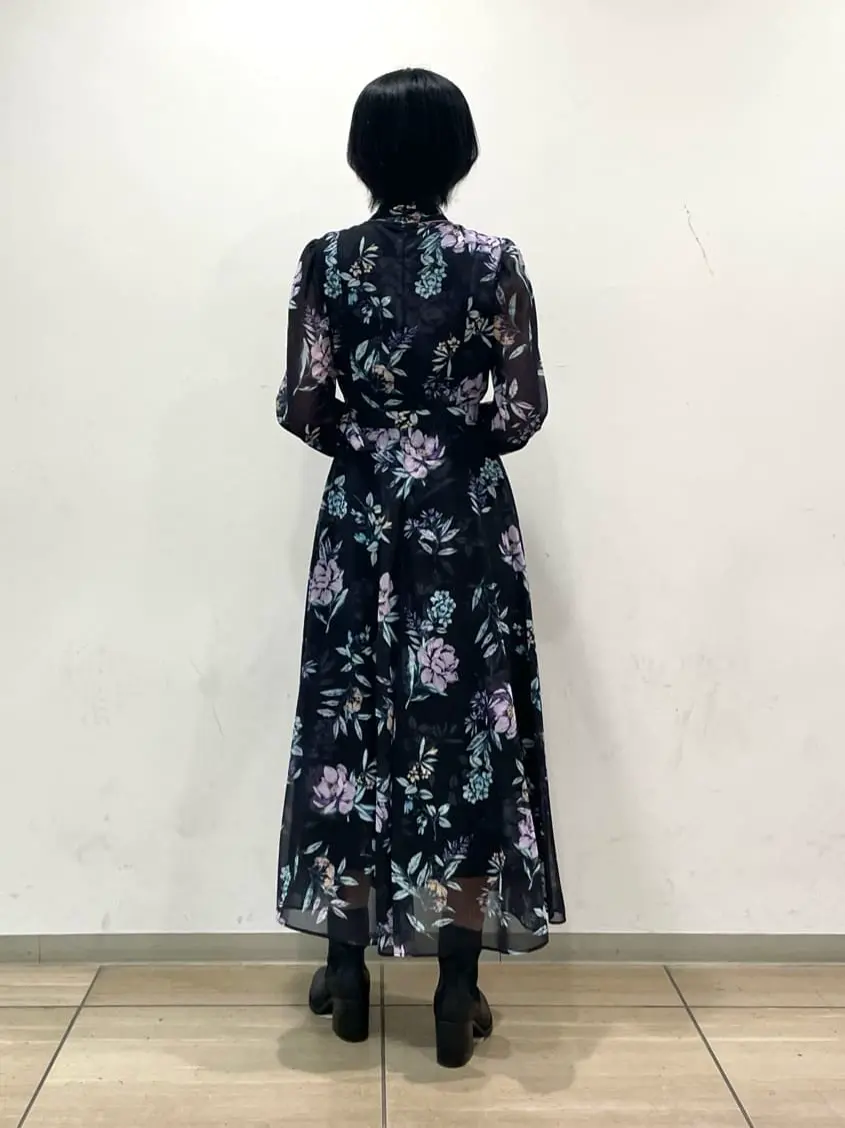 GRACE CONTINENTAL yoshi コーディネート画像