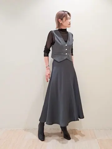 GRACE CONTINENTAL 今野　志保 コーディネート画像