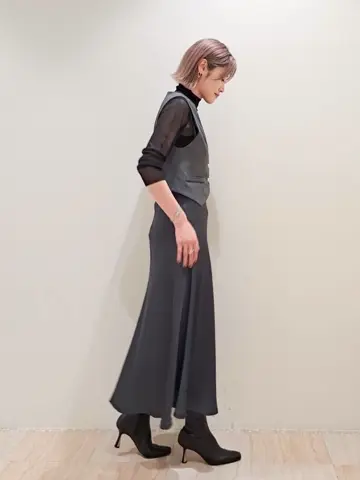 GRACE CONTINENTAL 今野　志保 コーディネート画像