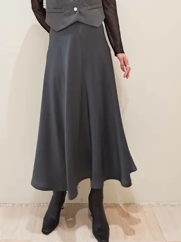 GRACE CONTINENTAL 今野　志保 コーディネート画像