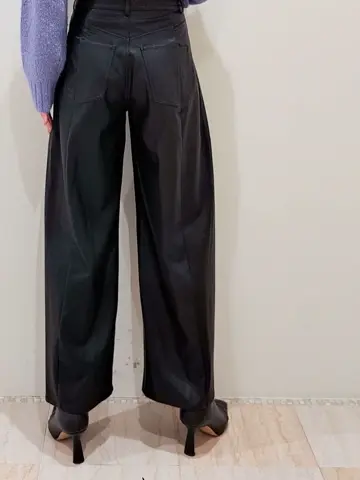 GRACE CONTINENTAL 今野　志保 コーディネート画像