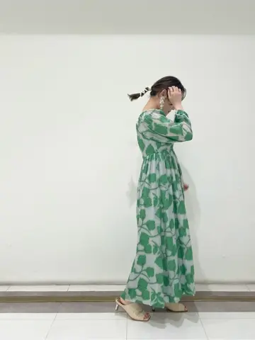 GRACE CONTINENTAL SAYUMI Nagashima コーディネート画像