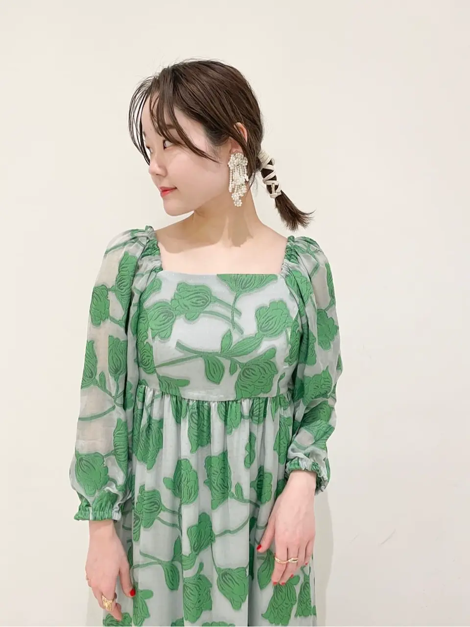 GRACE CONTINENTAL SAYUMI Nagashima コーディネート画像