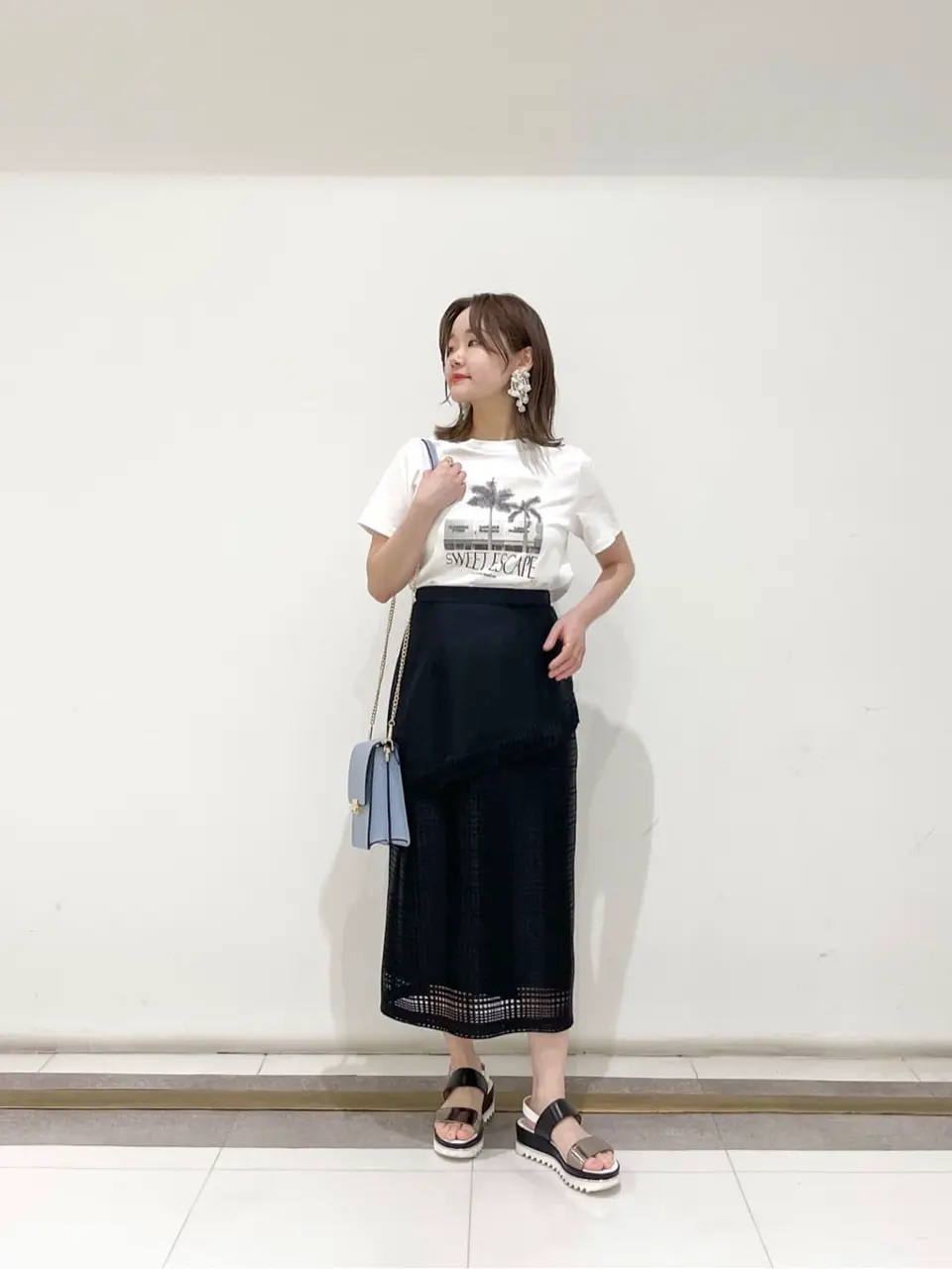 GRACE CONTINENTAL SAYUMI Nagashima コーディネート画像