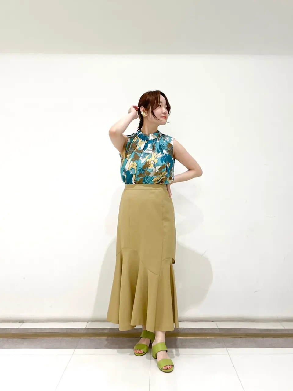 GRACE CONTINENTAL SAYUMI Nagashima コーディネート画像