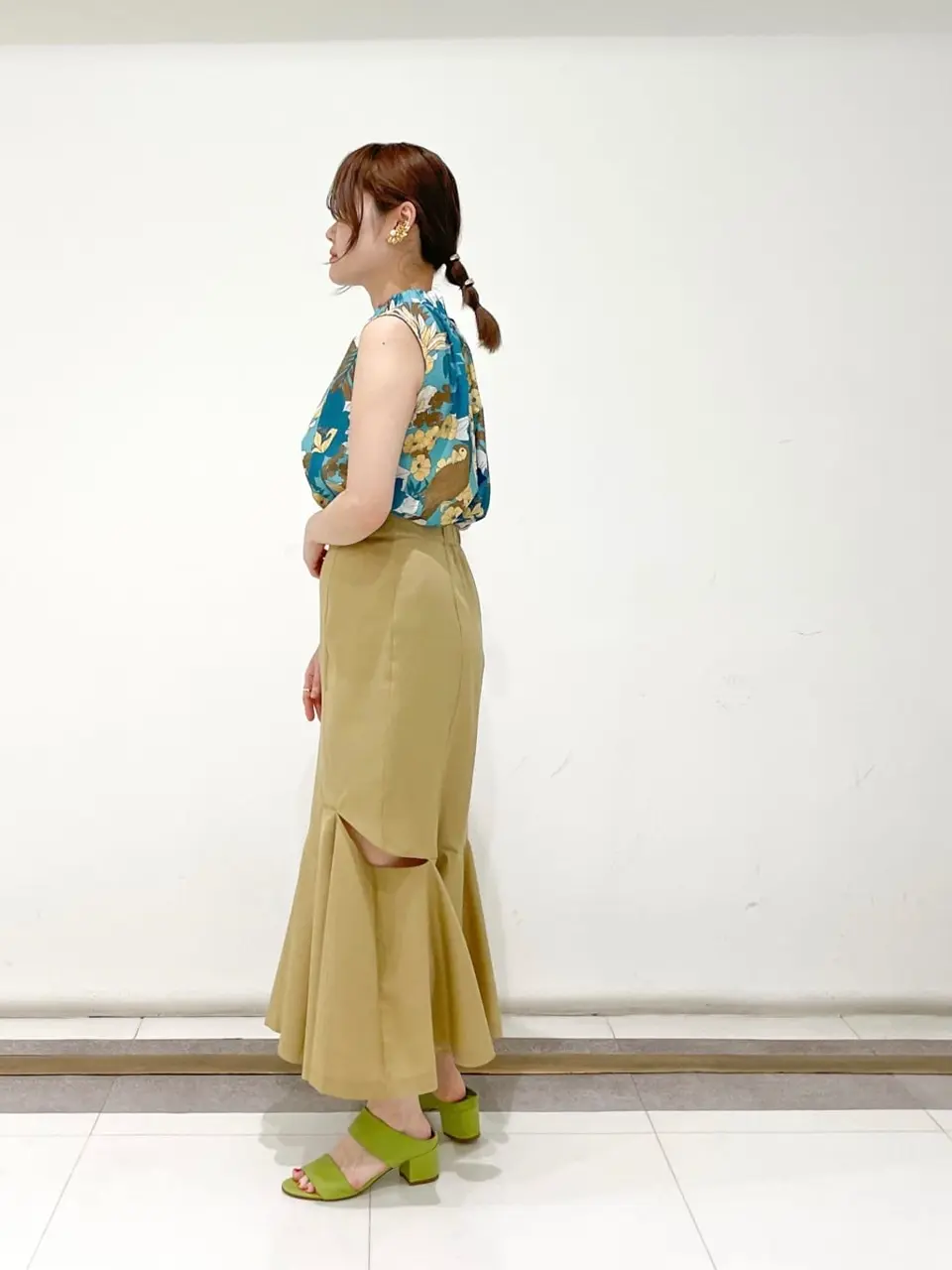 GRACE CONTINENTAL SAYUMI Nagashima コーディネート画像