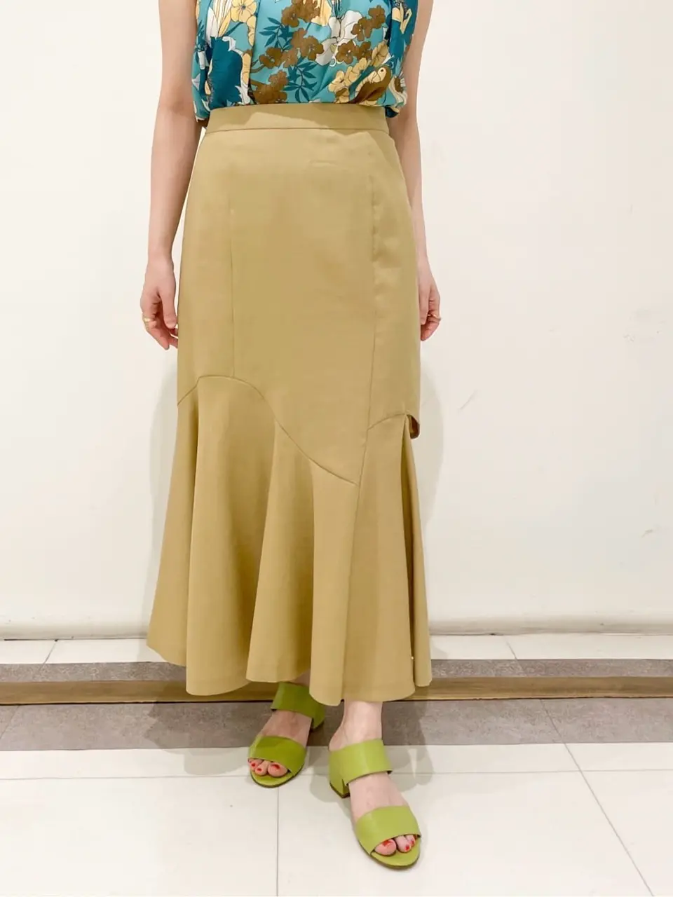 GRACE CONTINENTAL SAYUMI Nagashima コーディネート画像