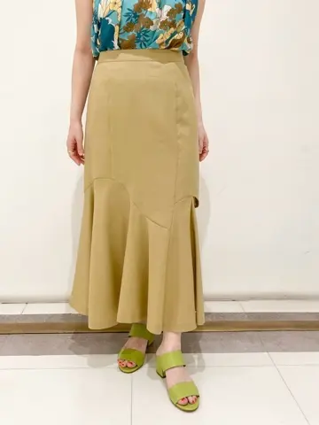 GRACE CONTINENTAL SAYUMI Nagashima コーディネート画像