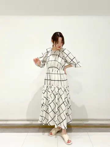 GRACE CONTINENTAL SAYUMI Nagashima コーディネート画像