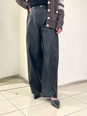 GRACE CONTINENTAL yoshi コーディネート画像