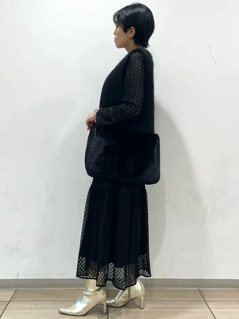 GRACE CONTINENTAL yoshi コーディネート画像