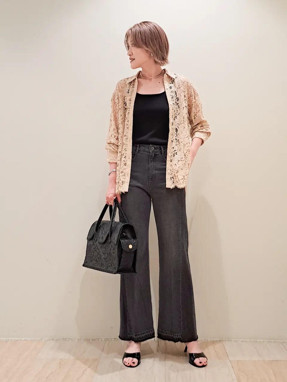 GRACE CONTINENTAL 今野　志保 コーディネート画像