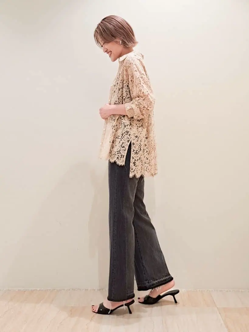 GRACE CONTINENTAL 今野　志保 コーディネート画像