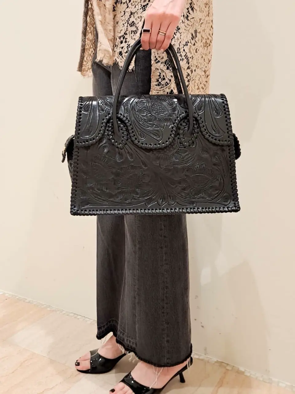 GRACE CONTINENTAL 今野　志保 コーディネート画像