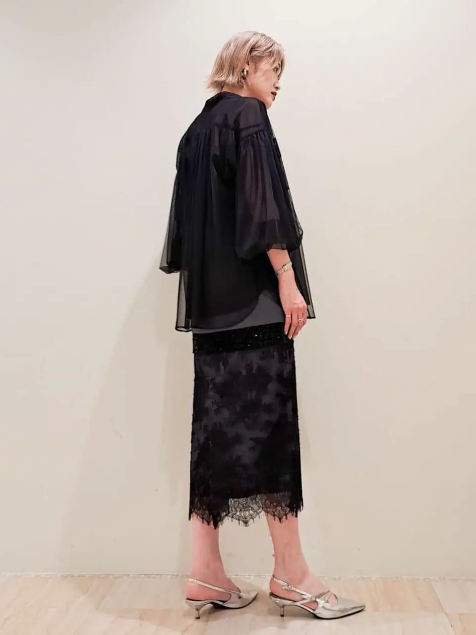 GRACE CONTINENTAL 今野　志保 コーディネート画像