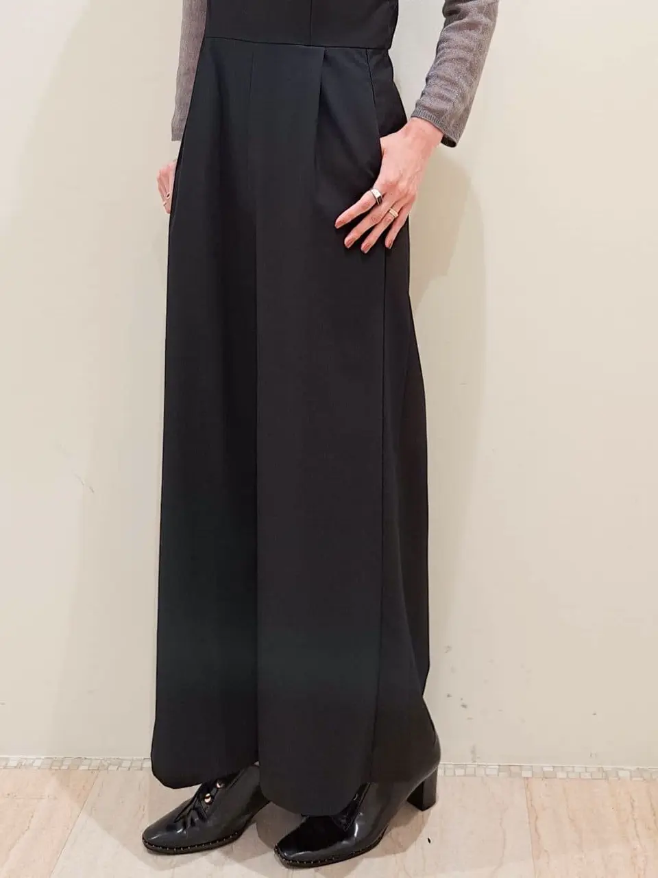 GRACE CONTINENTAL 今野　志保 コーディネート画像