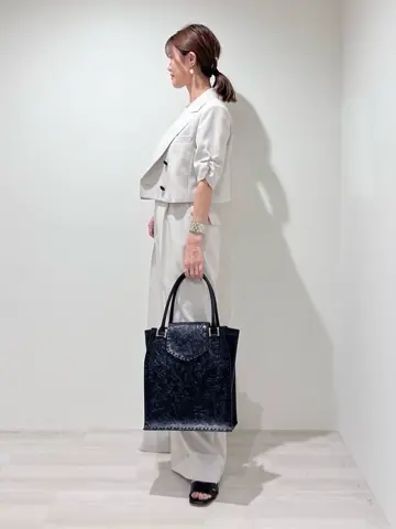 GRACE CONTINENTAL A.Kameyama コーディネート画像