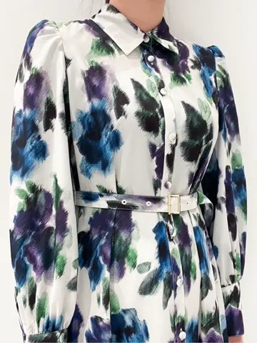 GRACE CONTINENTAL CHISAKO.S コーディネート画像