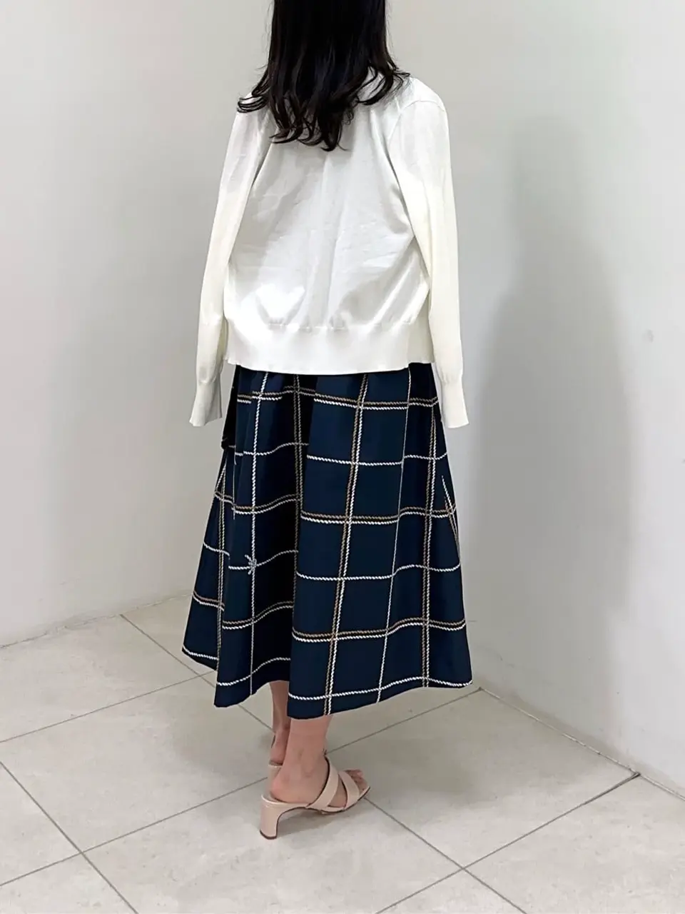 GRACE CONTINENTAL MORITA AI コーディネート画像