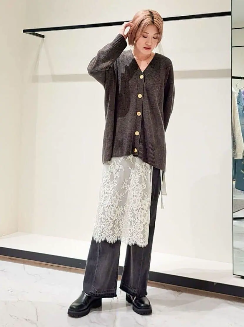 GRACE CONTINENTAL 今野　志保 コーディネート画像