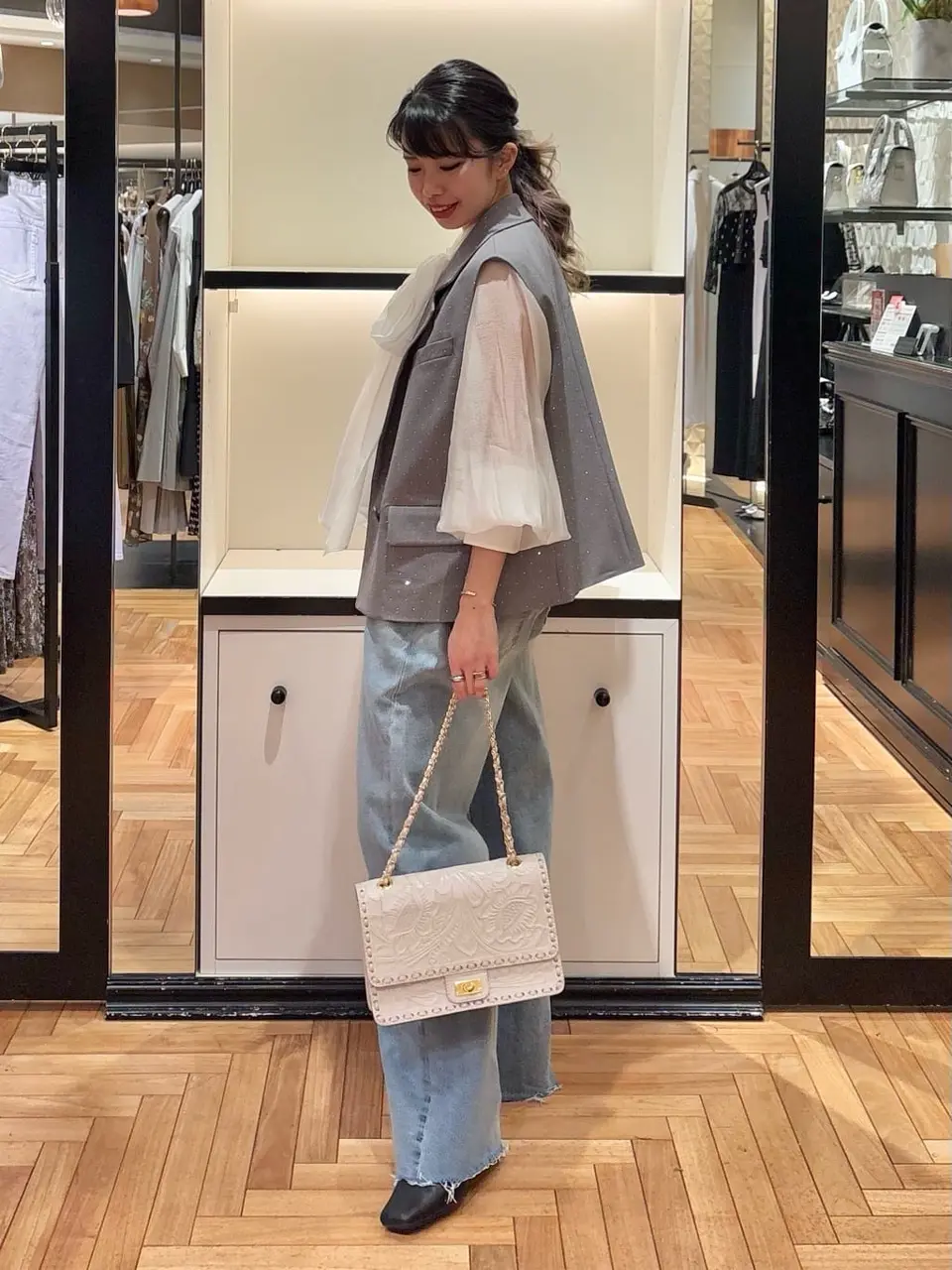 GRACE CONTINENTAL FUKUSHIMA YURIE コーディネート画像