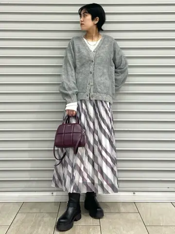 GRACE CONTINENTAL yoshi コーディネート画像