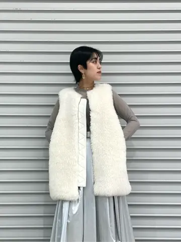 GRACE CONTINENTAL yoshi コーディネート画像