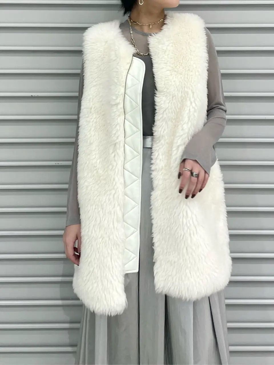 GRACE CONTINENTAL yoshi コーディネート画像