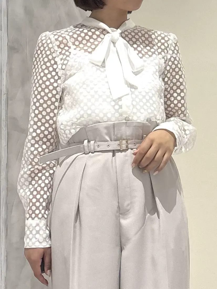 GRACE CONTINENTAL 岩永 春佳 コーディネート画像