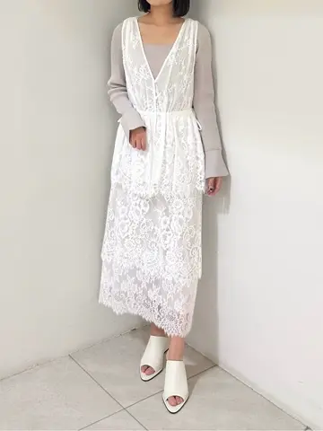 GRACE CONTINENTAL MORITA AI コーディネート画像