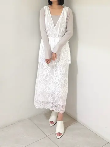 GRACE CONTINENTAL MORITA AI コーディネート画像