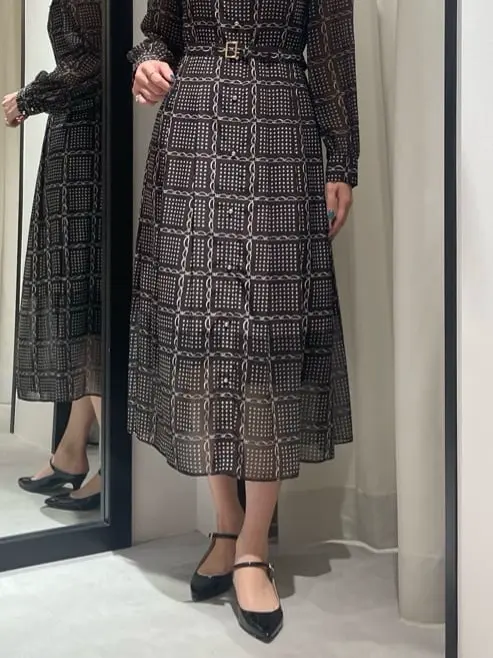 GRACE CONTINENTAL 端場　わかな コーディネート画像