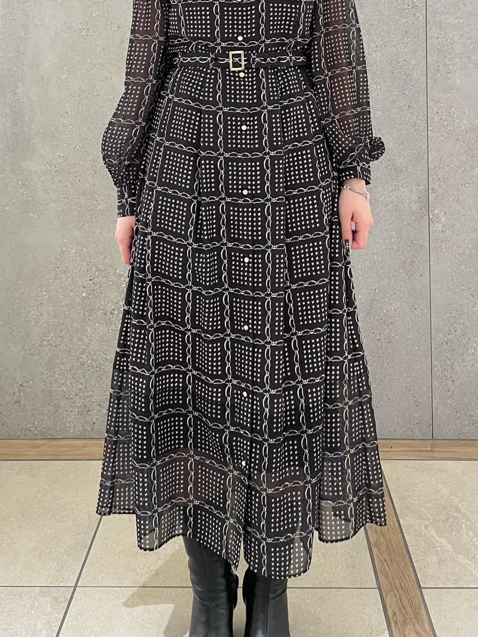 GRACE CONTINENTAL 清水　杏梨 コーディネート画像