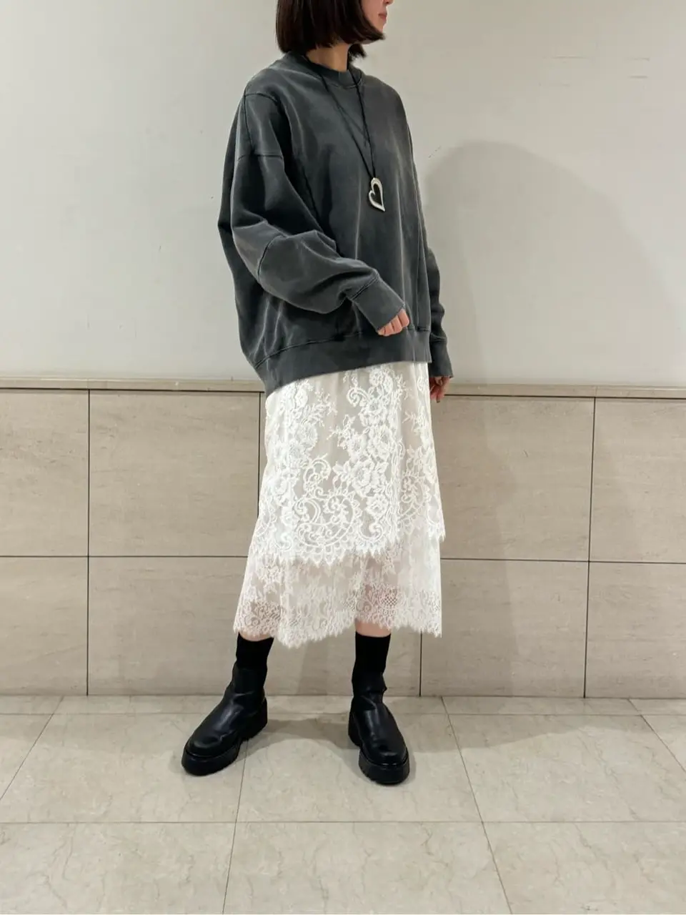 GRACE CONTINENTAL 伊藤　静華 コーディネート画像