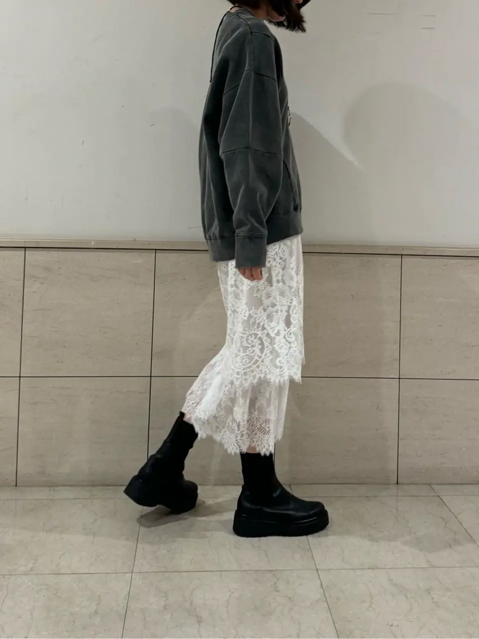 GRACE CONTINENTAL 伊藤　静華 コーディネート画像