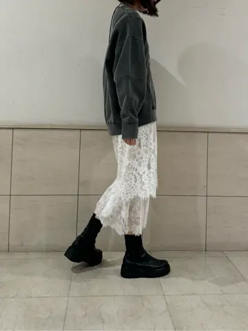 GRACE CONTINENTAL 伊藤　静華 コーディネート画像