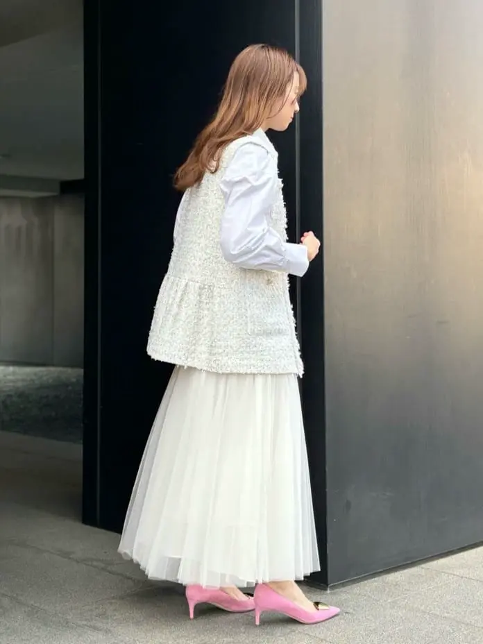 GRACE CONTINENTAL Hikaru Okada コーディネート画像