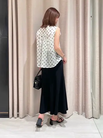 GRACE CONTINENTAL A.Kameyama コーディネート画像