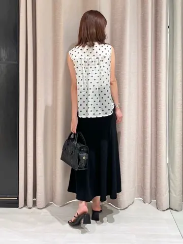 GRACE CONTINENTAL A.Kameyama コーディネート画像