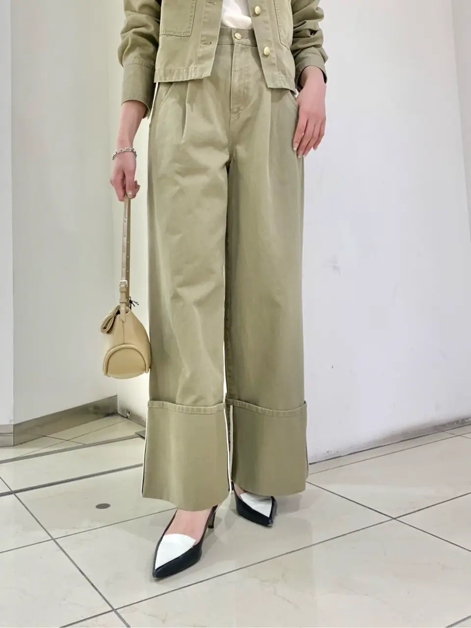 GRACE CONTINENTAL haruka iwasaki コーディネート画像