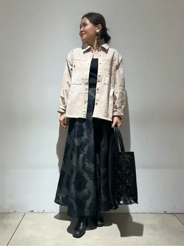 GRACE CONTINENTAL 穐山　香織 コーディネート画像