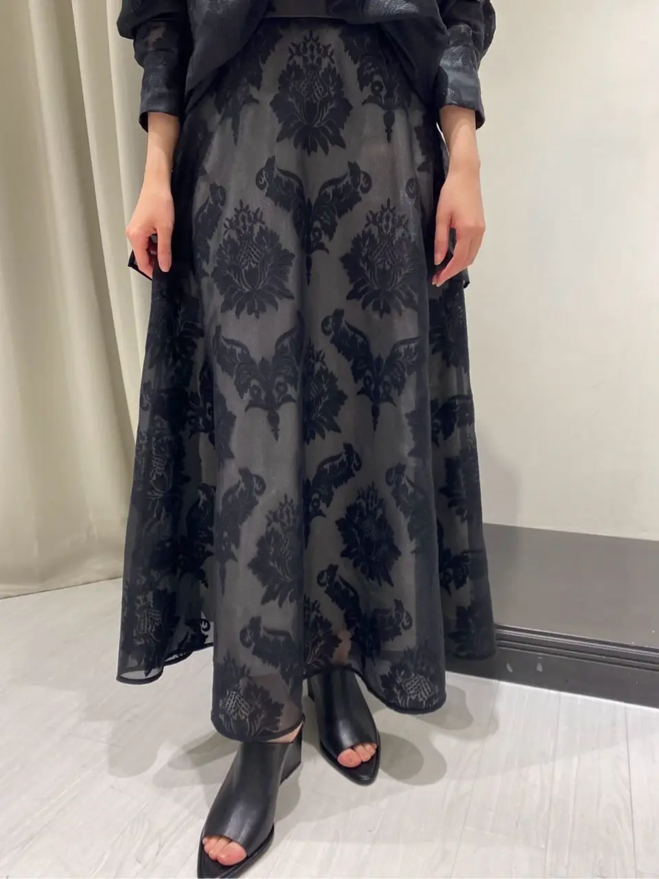 GRACE CONTINENTAL Abe コーディネート画像