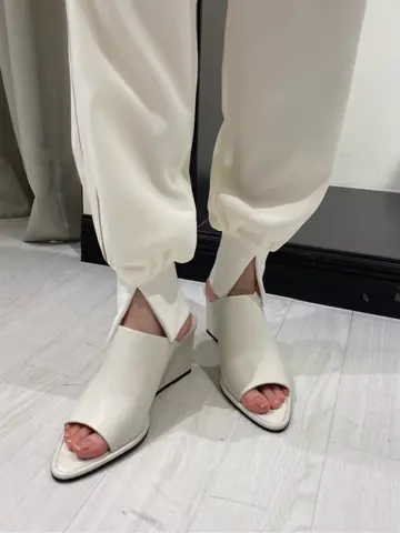 GRACE CONTINENTAL Abe コーディネート画像