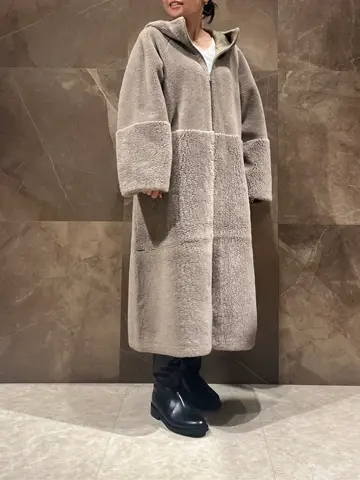 GRACE CONTINENTAL 穐山　香織 コーディネート画像