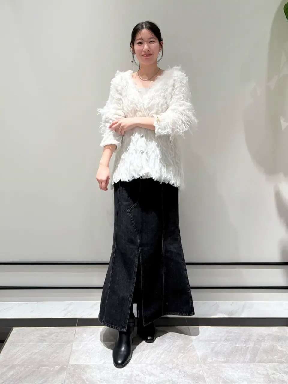OHGA シャギーコーディガン　グレー　美品 OHGA シャギーコーディガン 2024 グレー